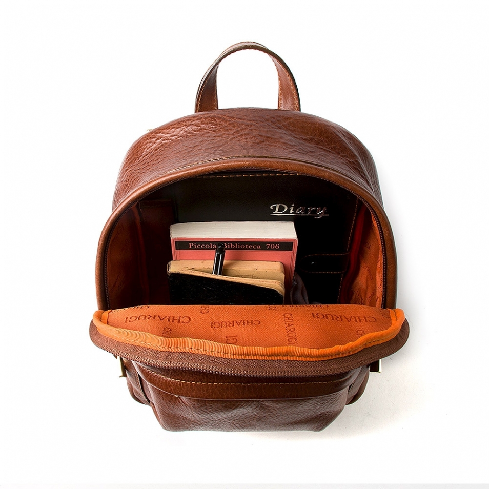 chiarugi leather backpack It features a spacious main compartment as well as a padded laptop compartment suitable for laptops up to 15 inches Brown leather backpack. Alda. Chiarugi