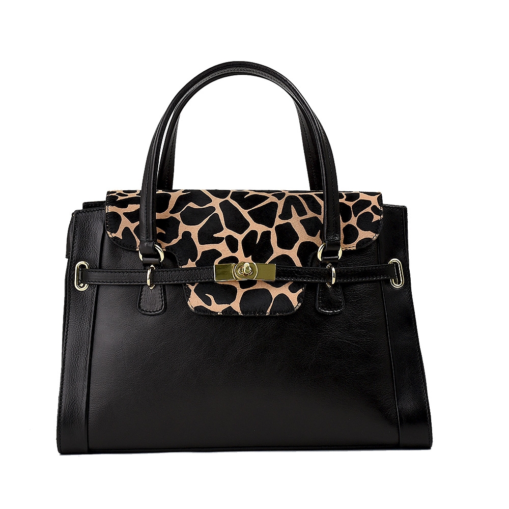 NILLA FUR - BLACK GIRAFFE