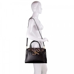 NILLA FUR - BLACK GIRAFFE